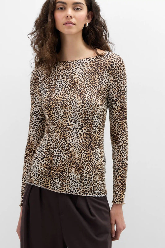 Sexy Strong Feminine Long Sleeve Top in Ultralight with Cashmere