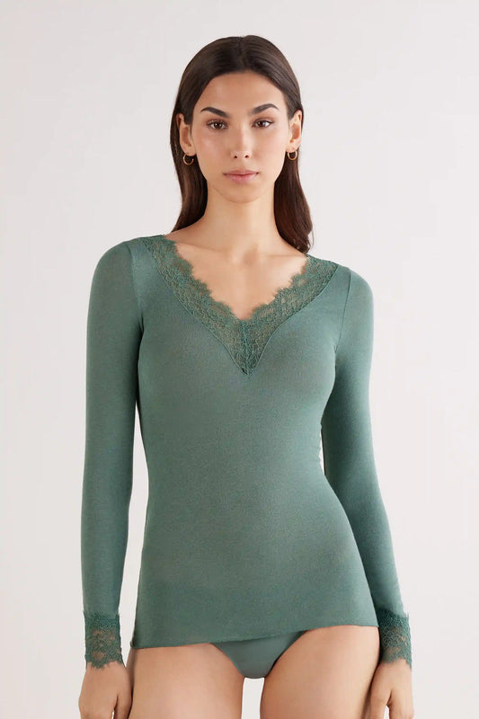 V-Neck Ultralight with Cashmere and Lace Top