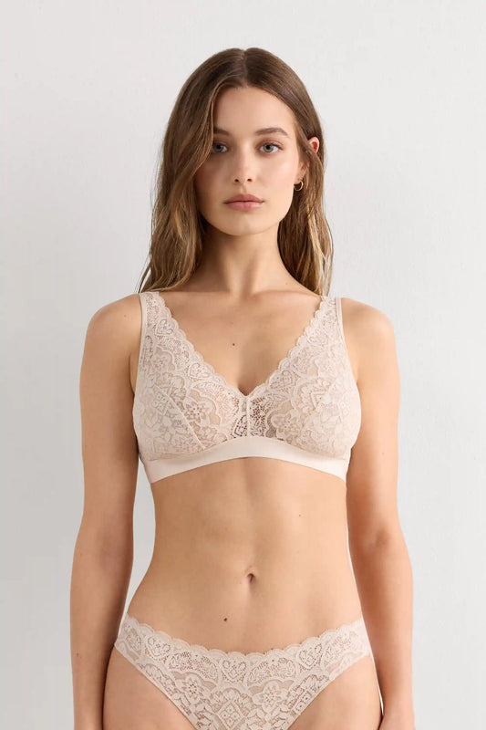 Lara Lace Triangle Bra